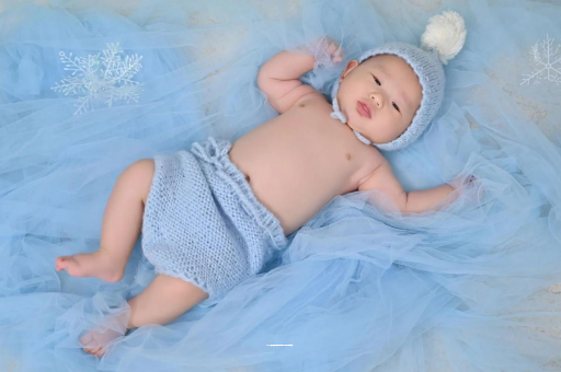 神木宝宝睡觉淌汗